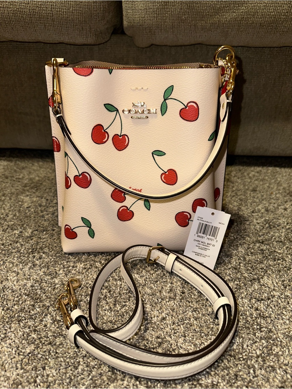Coach Cherry Print bucket Bag - Picture 1 of 6